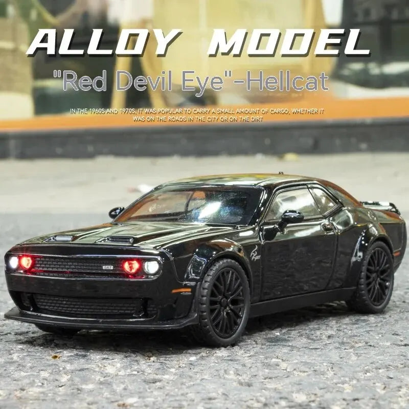 1:32 Dodge Challenger Hellcat Die-Cast Toy Car – Pull Back with Sound & Light