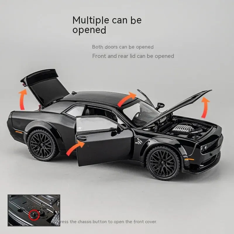 1:32 Dodge Challenger Hellcat Die-Cast Toy Car – Pull Back with Sound & Light